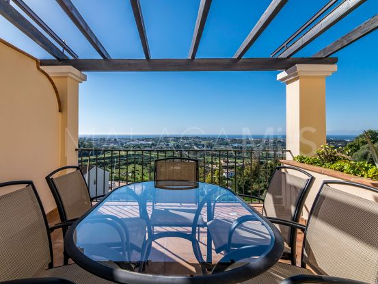 For sale 3 bedrooms penthouse in Puerto del Almendro, Benahavis | Marbella Hills Homes