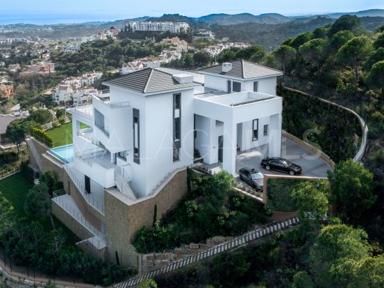 For sale La Reserva de Alcuzcuz 12 bedrooms villa | Marbella Hills Homes