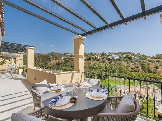For sale 4 bedrooms penthouse in La Quinta, Benahavis | Marbella Hills Homes