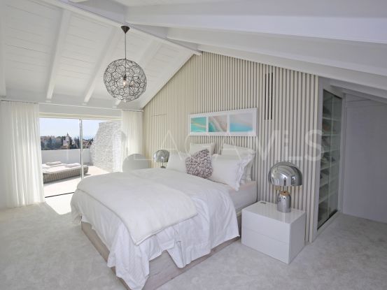 Atico duplex a la venta en Monte Paraiso de 3 dormitorios | Marbella Hills Homes