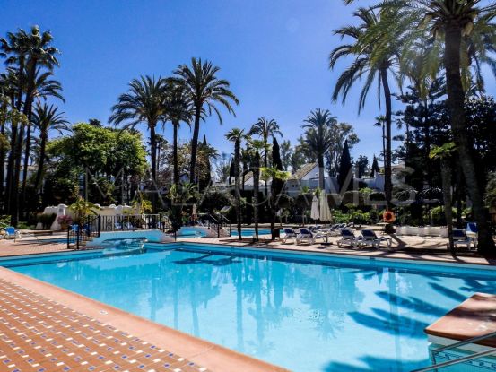 Atico en venta en Alcazaba | Marbella Hills Homes