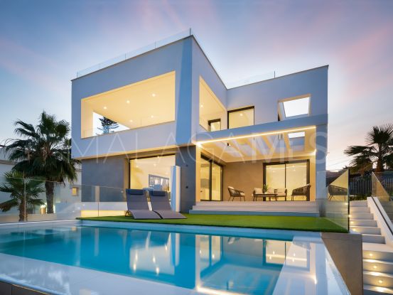 Villa en venta en Costalita, Estepona | Marbella Hills Homes