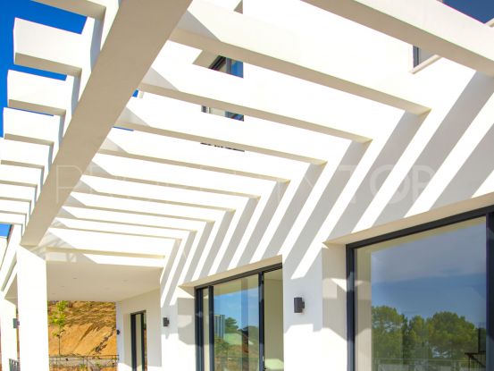 Contemporary 4 bedroom Andalusian villa with panoramic views in Monte Mayor - Benahavis