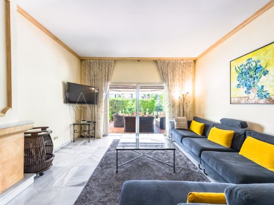 Se vende duplex planta baja de 3 dormitorios en San Pedro Playa, San Pedro de Alcantara | Marbella Hills Homes