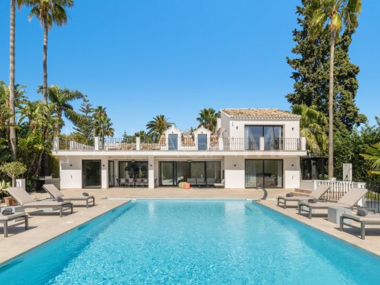 For sale villa in Nueva Andalucia with 5 bedrooms | Marbella Hills Homes