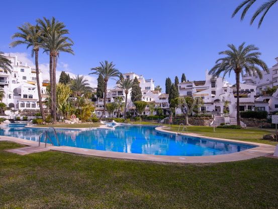 For sale ground floor apartment in Aldea Blanca with 3 bedrooms | Marbella Hills Homes