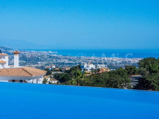For sale villa in La Mairena with 6 bedrooms | Marbella Hills Homes