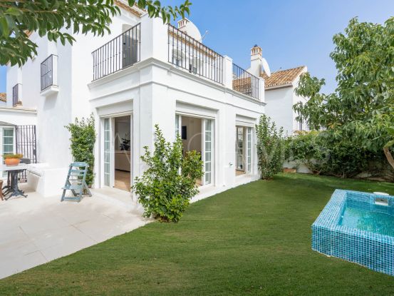For sale town house with 4 bedrooms in Benamara, Estepona | Marbella Hills Homes