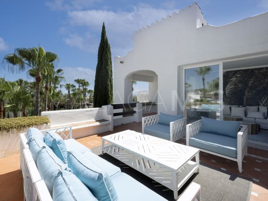 4 bedrooms duplex penthouse in Marina de Puente Romano | Marbella Hills Homes