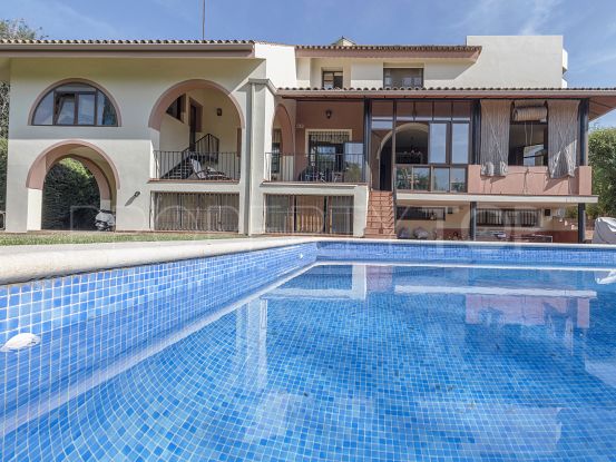 Casa en venta con 6 dormitorios en Mairena del Aljarafe | Seville Sotheby’s International Realty
