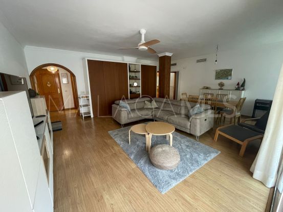 Apartment for sale in Avda de Andalucia - Sierra de Estepona with 4 bedrooms | DeLuxEstates
