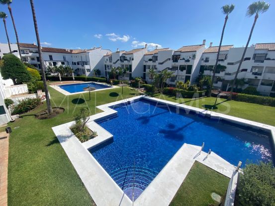 For sale ground floor apartment in Las Jacarandas, Estepona | DeLuxEstates