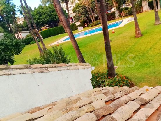 3 bedrooms town house in Nueva Andalucia for sale | DeLuxEstates