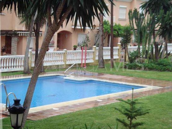 Sabinillas, Manilva, duplex en venta con 2 dormitorios | DeLuxEstates