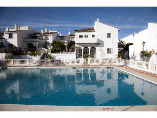 Town house for sale in Mar y Monte, Estepona | DeLuxEstates