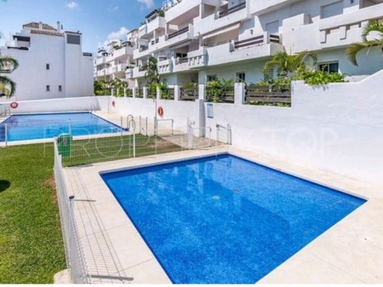 Buy apartment with 3 bedrooms in Valle Romano, Estepona | DeLuxEstates