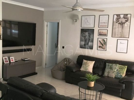 Sabinillas, Manilva, apartamento a la venta de 3 dormitorios | DeLuxEstates