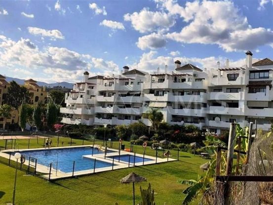 Penthouse with 2 bedrooms in Selwo, Estepona | DeLuxEstates