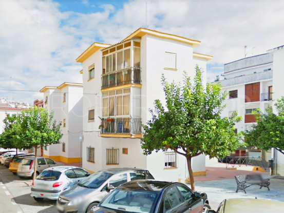 Apartamento en venta con 3 dormitorios en Estepona Centro | DeLuxEstates