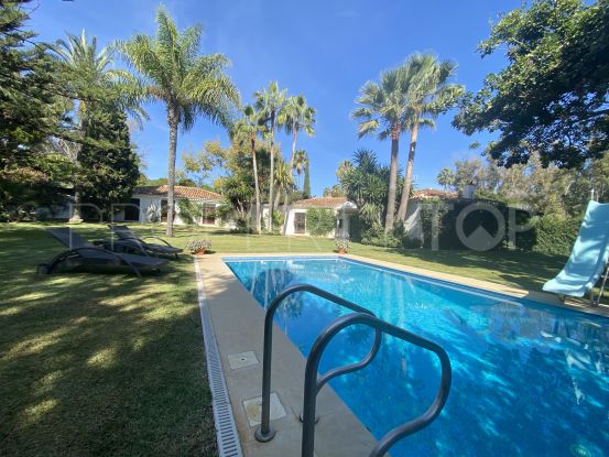 For sale Guadalmina Baja 6 bedrooms villa | DeLuxEstates