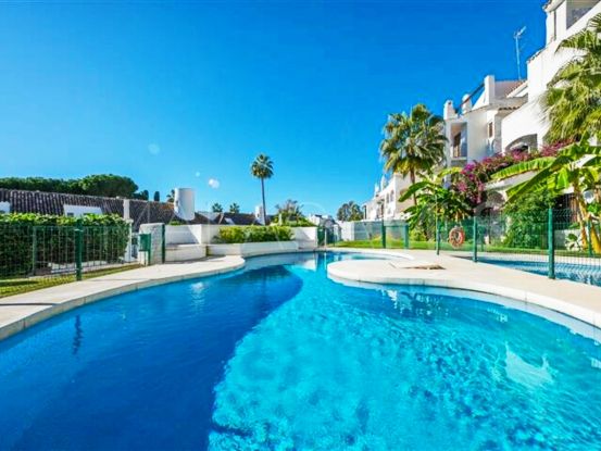 Villa Marina, Marbella - Puerto Banus, apartamento de 3 dormitorios | DeLuxEstates