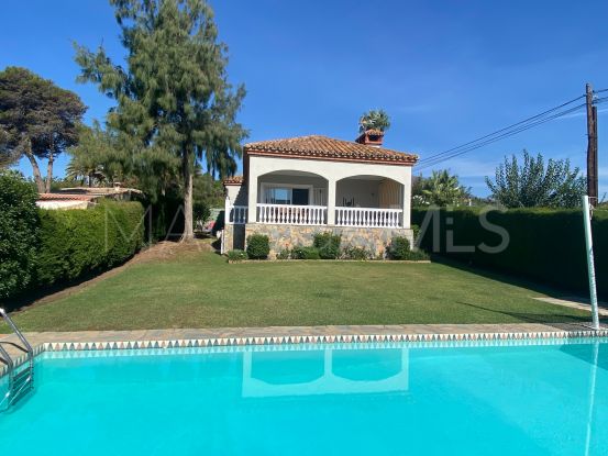 Villa con 3 dormitorios a la venta en Don Pedro, Estepona | Real Estate Ivar Dahl