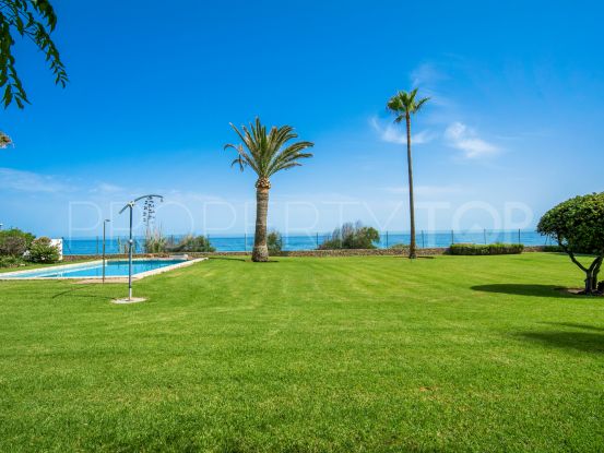 Fabulous frontline sea villa in Alcabaza Beach, Estepona