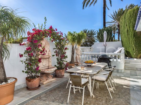 Villa del Sol: Luxurious villa in front of the beach in the Golden Mile, Marbella