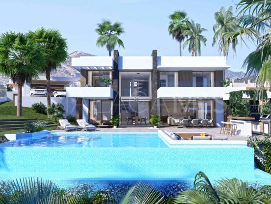 4 bedrooms villa for sale in La Resina Golf, Estepona | Key Real Estate