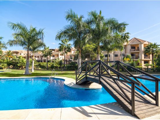 Se vende apartamento con 2 dormitorios en Las Mimosas, Marbella - Puerto Banus | Key Real Estate