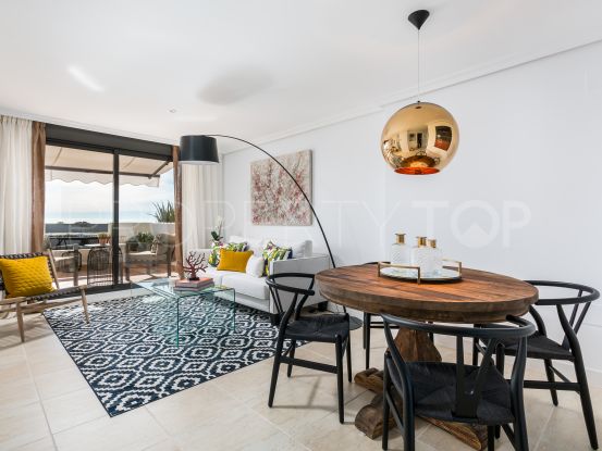 Penthouse with 1 bedroom in La Resina Golf, Estepona | Key Real Estate
