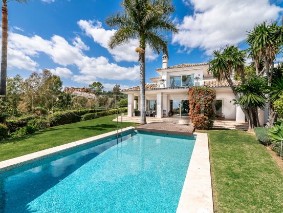 Villa for sale in La Cerquilla, Nueva Andalucia | Key Real Estate