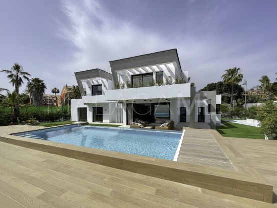 Villa en venta de 6 dormitorios en Las Mimosas, Marbella - Puerto Banus | Key Real Estate