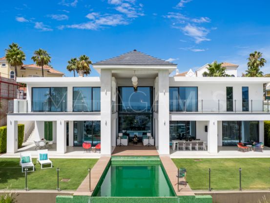 Se vende villa con 4 dormitorios en La Alqueria | Key Real Estate