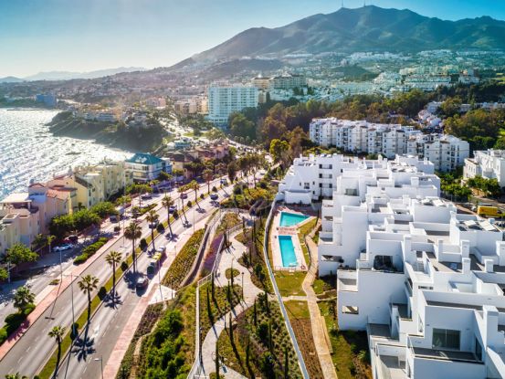 For sale penthouse in Torrequebrada with 3 bedrooms | NCH Dallimore Marbella