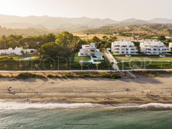 EMARE THE BEACH VILLA - SPECTACULAR FRONT-LINE BEACH LIVING