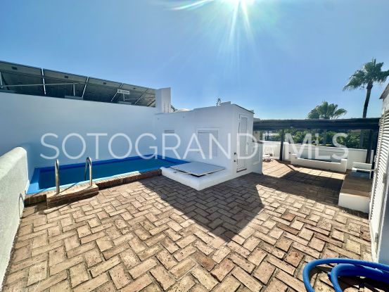 For sale town house in Los Lacasitos with 5 bedrooms | IG Properties Sotogrande