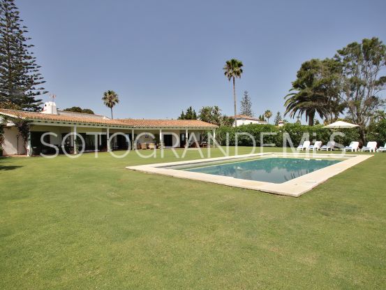 Sotogrande Costa, villa de 5 dormitorios a la venta | IG Properties Sotogrande