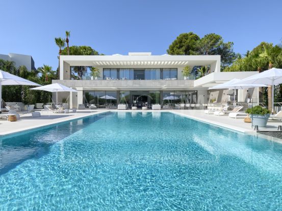 Buy Country Club Las Brisas villa with 9 bedrooms | Housing Marbella
