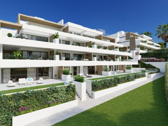 Comprar apartamento con 2 dormitorios en Estepona Puerto | Housing Marbella