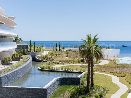Apartment in Estepona Playa | InvestHome