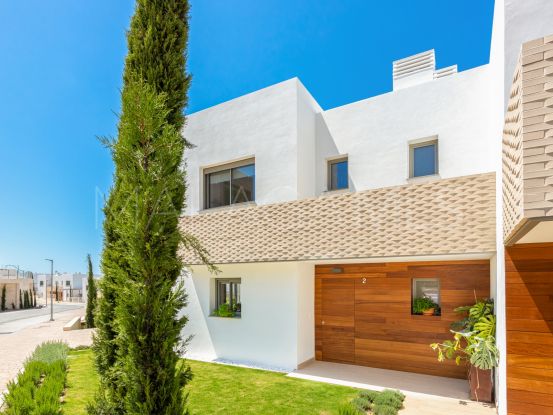 Semi detached house in El Higueron for sale | InvestHome