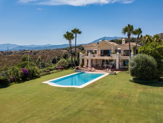 Comprar villa en Marbella Club Hills de 5 dormitorios | InvestHome