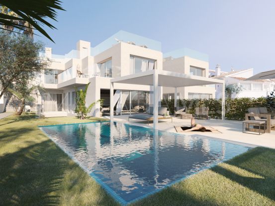 For sale villa in Las Farolas | InvestHome