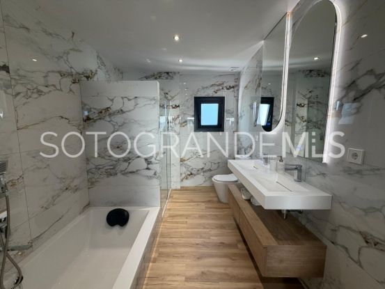 For sale villa with 5 bedrooms in Sotogrande Alto | Sotogrande Home