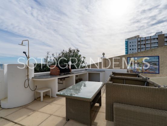 Se vende villa de 4 dormitorios en Torreguadiaro | Sotogrande Home