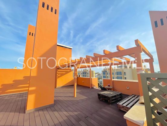 Apartamento de 5 dormitorios a la venta en Marina de Sotogrande | Sotogrande Home