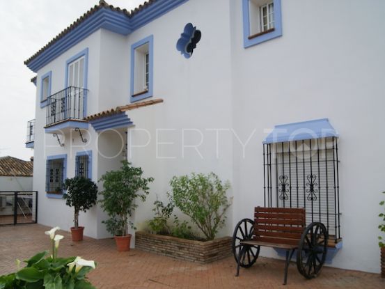 Pueblo Nuevo de Guadiaro 4 bedrooms villa for sale | Sotogrande Home