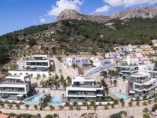 4-Bedroom luxury villa for sale in Costa Blanca North, Spain