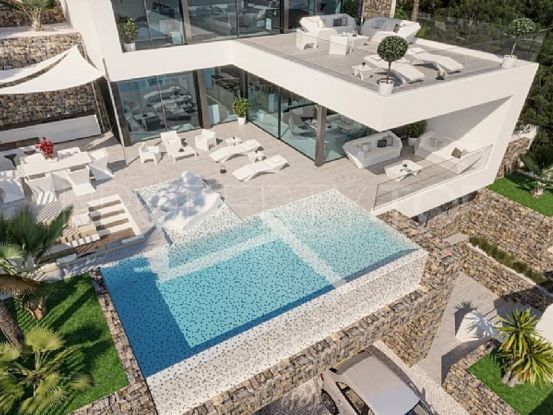 4-Bedroom luxury villa with sea views for sale in Calpe